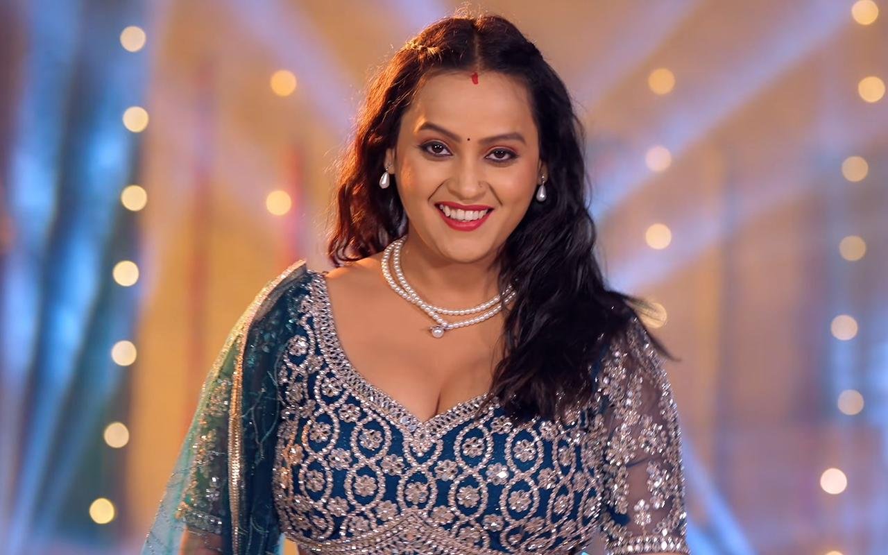 सुपर स्टार प्रमोद प्रेमी यादव का नया गाना 'पियवा के मन ना डोलल' रिलीज होते ही सोशल मीडिया पर छाया